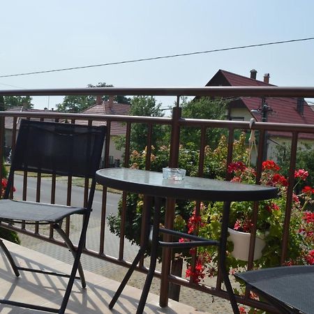 Aqua Oazis Apartman Hajdúszoboszló Zewnętrze zdjęcie