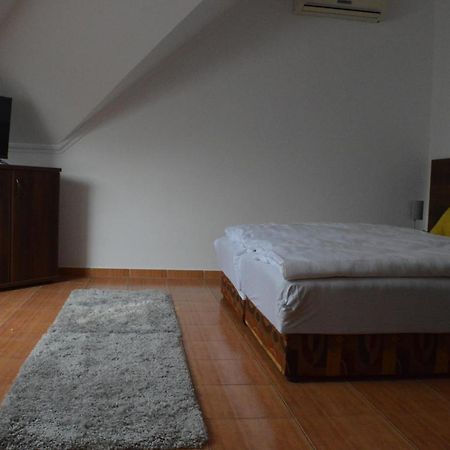 Aqua Oazis Apartman Hajdúszoboszló Zewnętrze zdjęcie