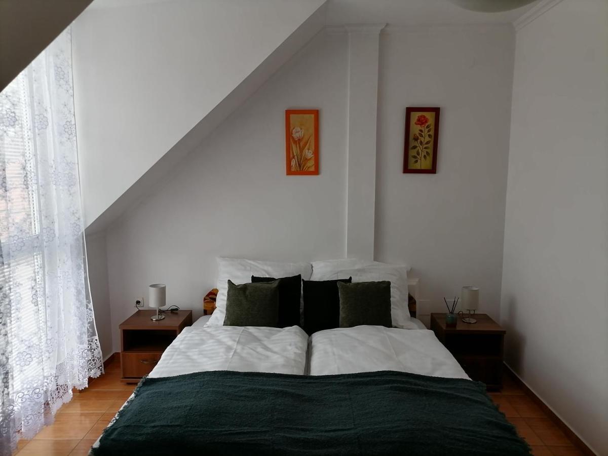Aqua Oazis Apartman Hajdúszoboszló Zewnętrze zdjęcie