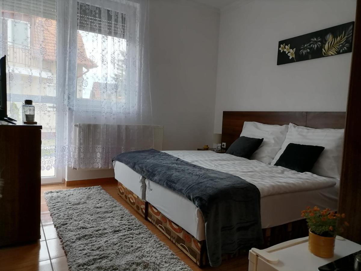 Aqua Oazis Apartman Hajdúszoboszló Zewnętrze zdjęcie