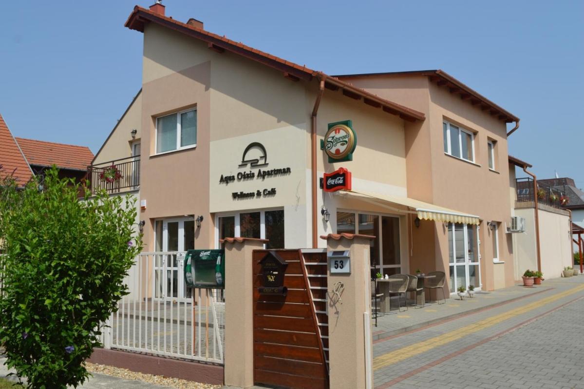 Aqua Oazis Apartman Hajdúszoboszló Zewnętrze zdjęcie