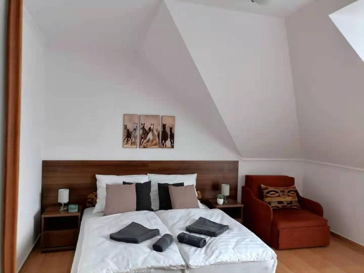 Aqua Oazis Apartman Hajdúszoboszló Zewnętrze zdjęcie
