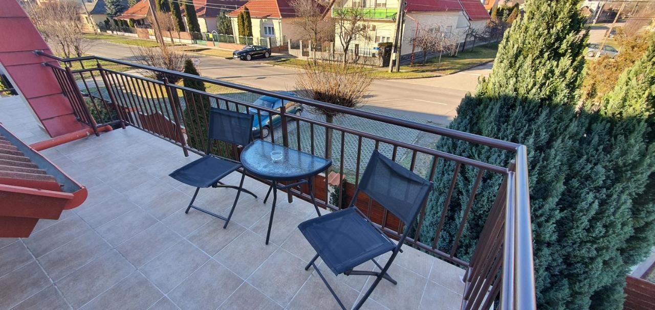 Aqua Oazis Apartman Hajdúszoboszló Zewnętrze zdjęcie
